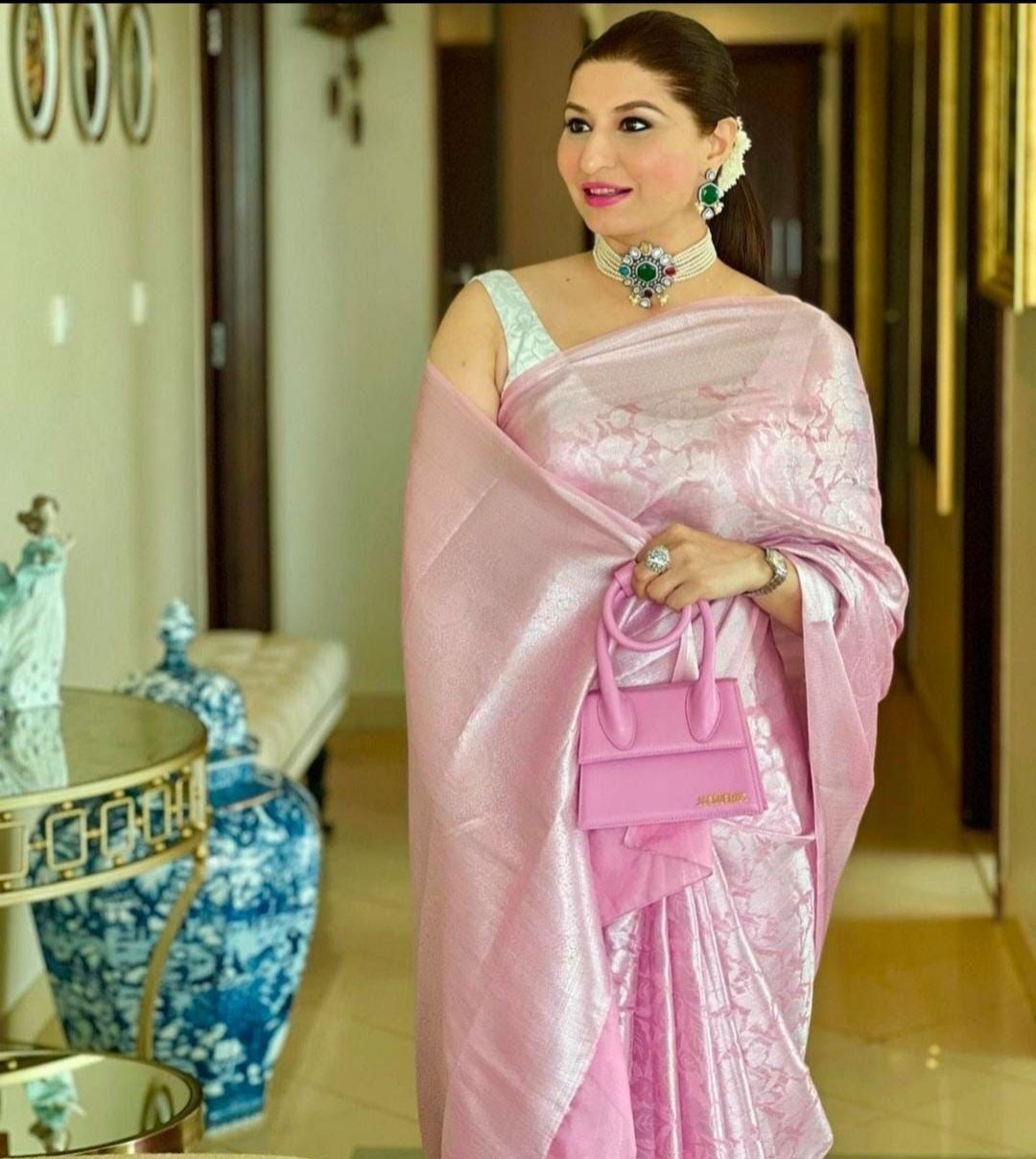 Women's Kanjivaram Banarasi Soft Silk silver Zari Woven Saree With Blouse piece Plight Pink