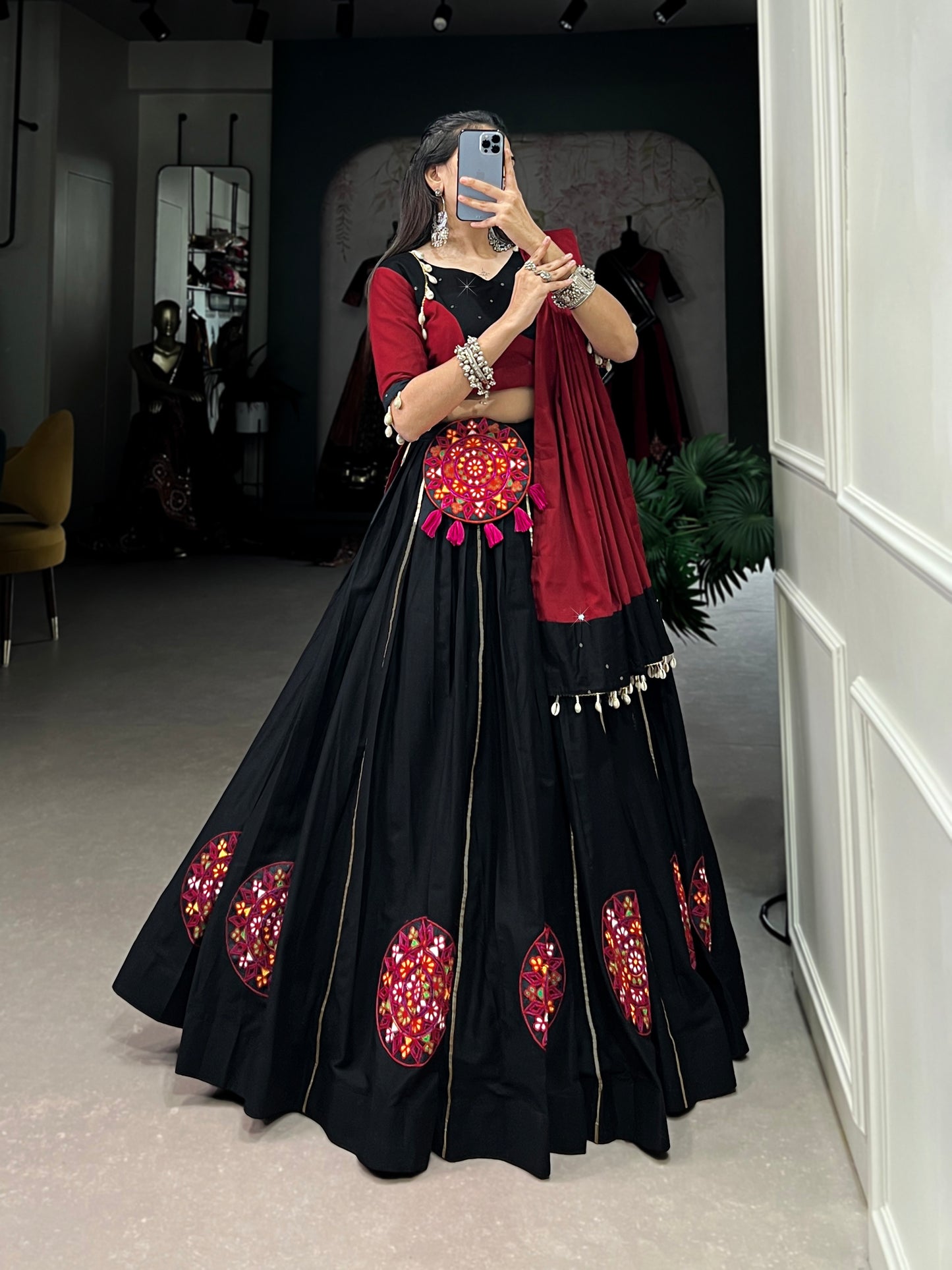 BEAUTIFUL GAMTHI WORK NAVARATRI COLLECTION LEHNGA CHOLI WITH GOTA PATTI WORK 2024