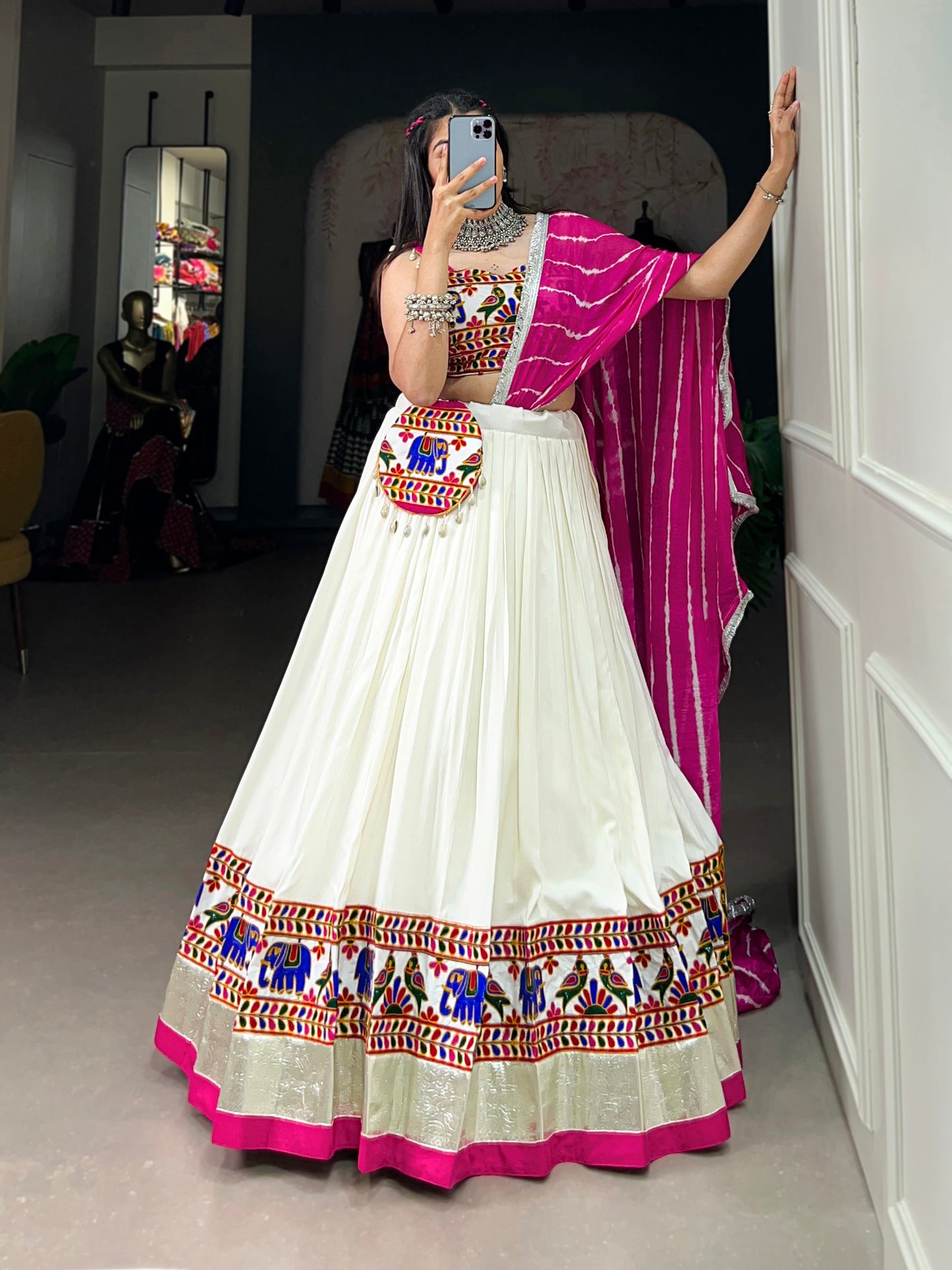 CELEBRATE THIS NAVARTRI VITH STYLISH GAMTHI WORK BEAUTIFUL LEHNGA CHOLI 2024