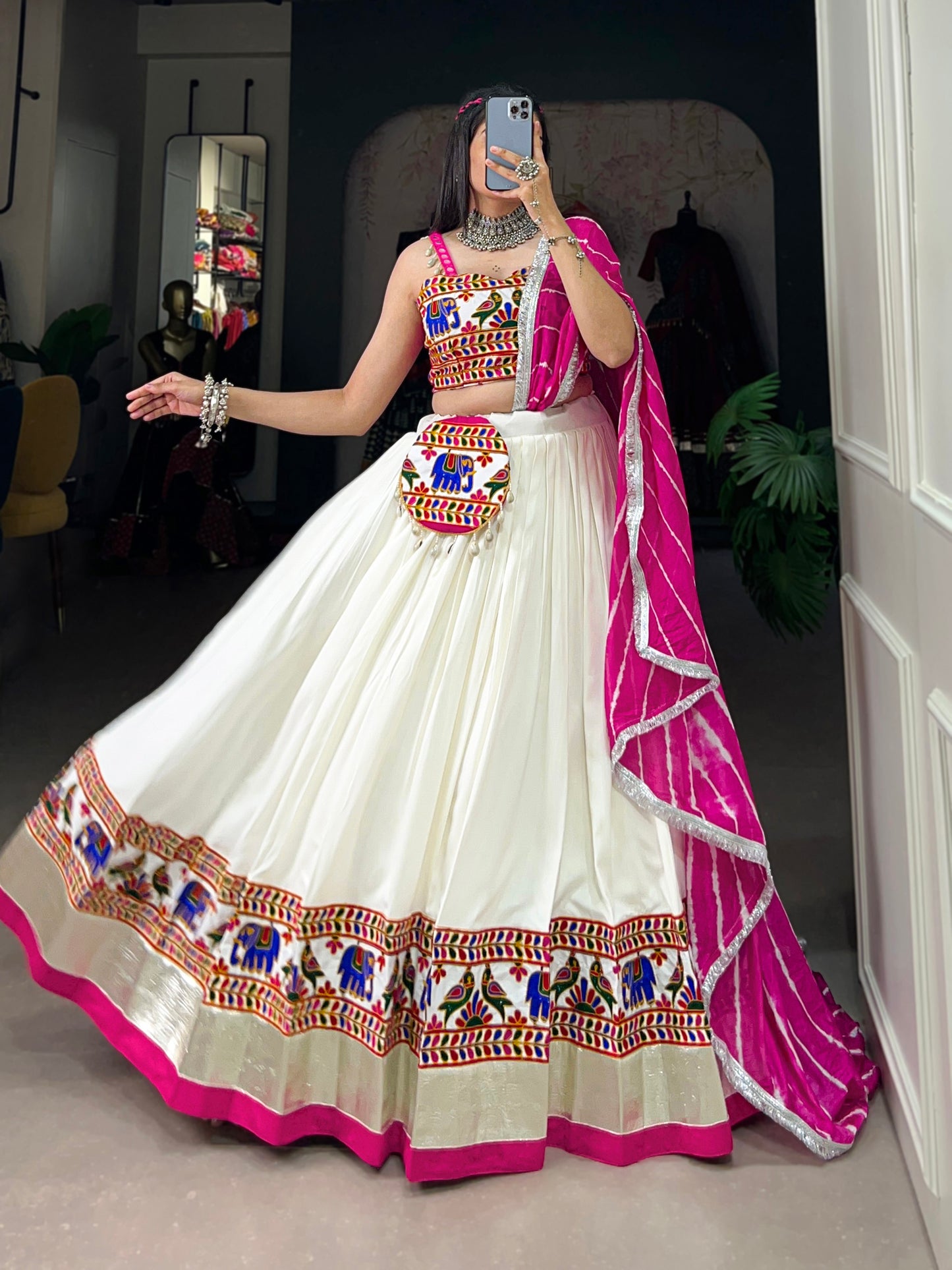 CELEBRATE THIS NAVARTRI VITH STYLISH GAMTHI WORK BEAUTIFUL LEHNGA CHOLI 2024