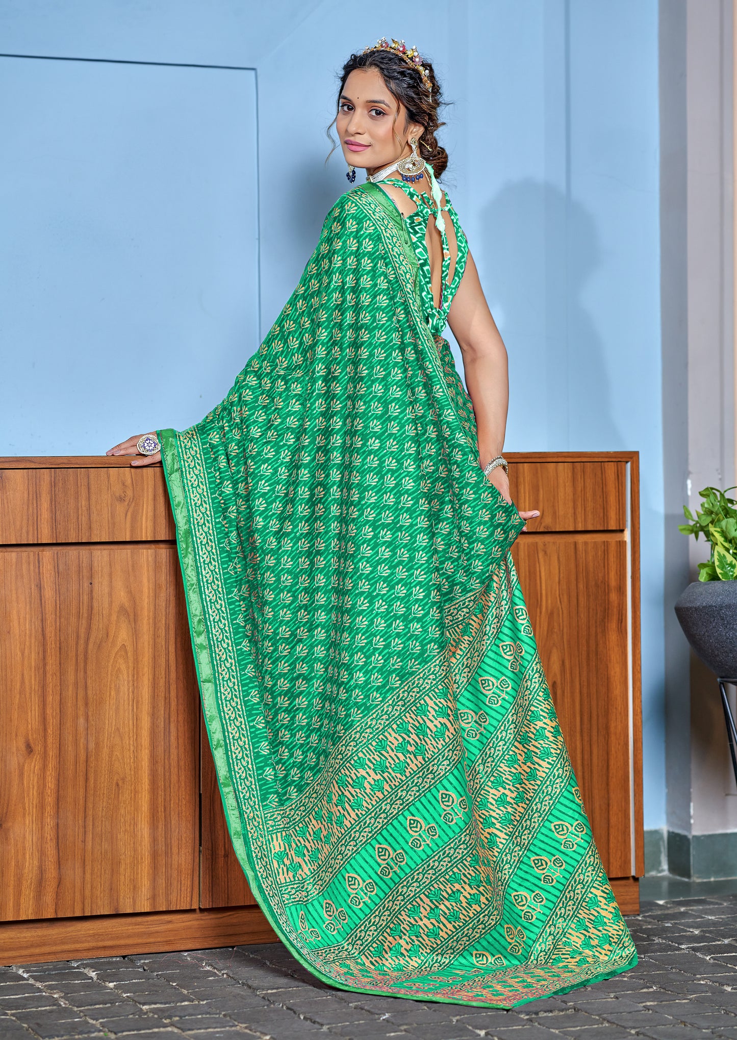 Beautifu Zari Border Bagru Block Print Cotton mulmul sarees with blouse Piece