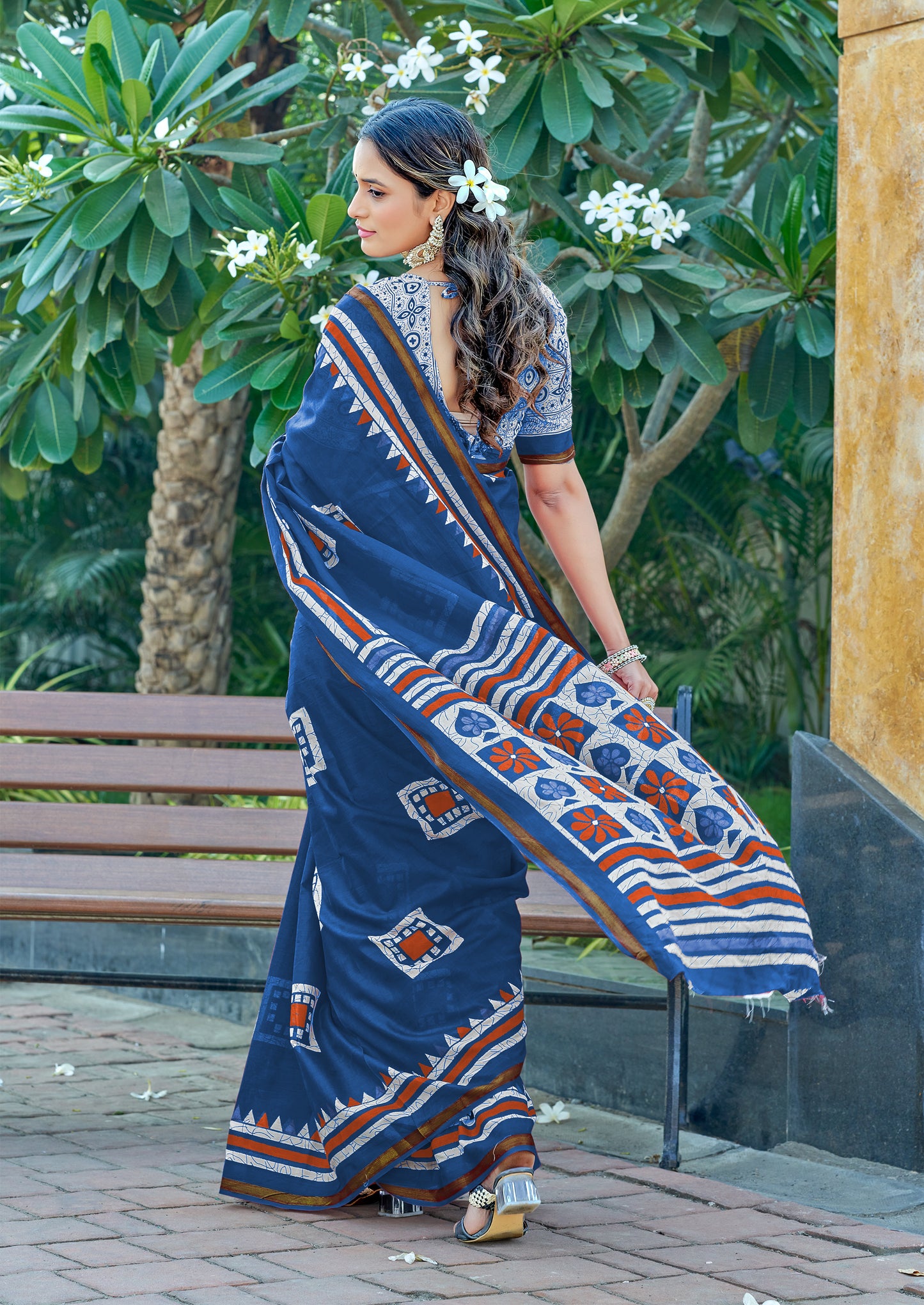 Beautifu Zari Border Bagru Block Print Cotton mulmul sarees with blouse Piece