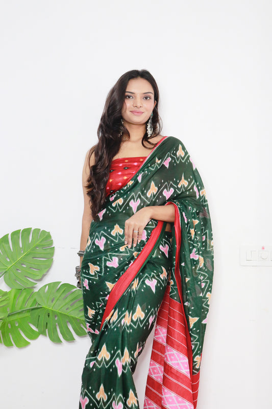 Handicraft Stylis Women's Elegent ikat Hand Printed Saree With Blouse Piece