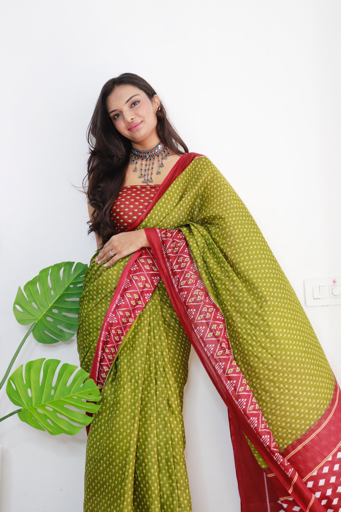 Handicraft Ladies Ikat Print Pure soft Cotton Sari With Blouse Piece