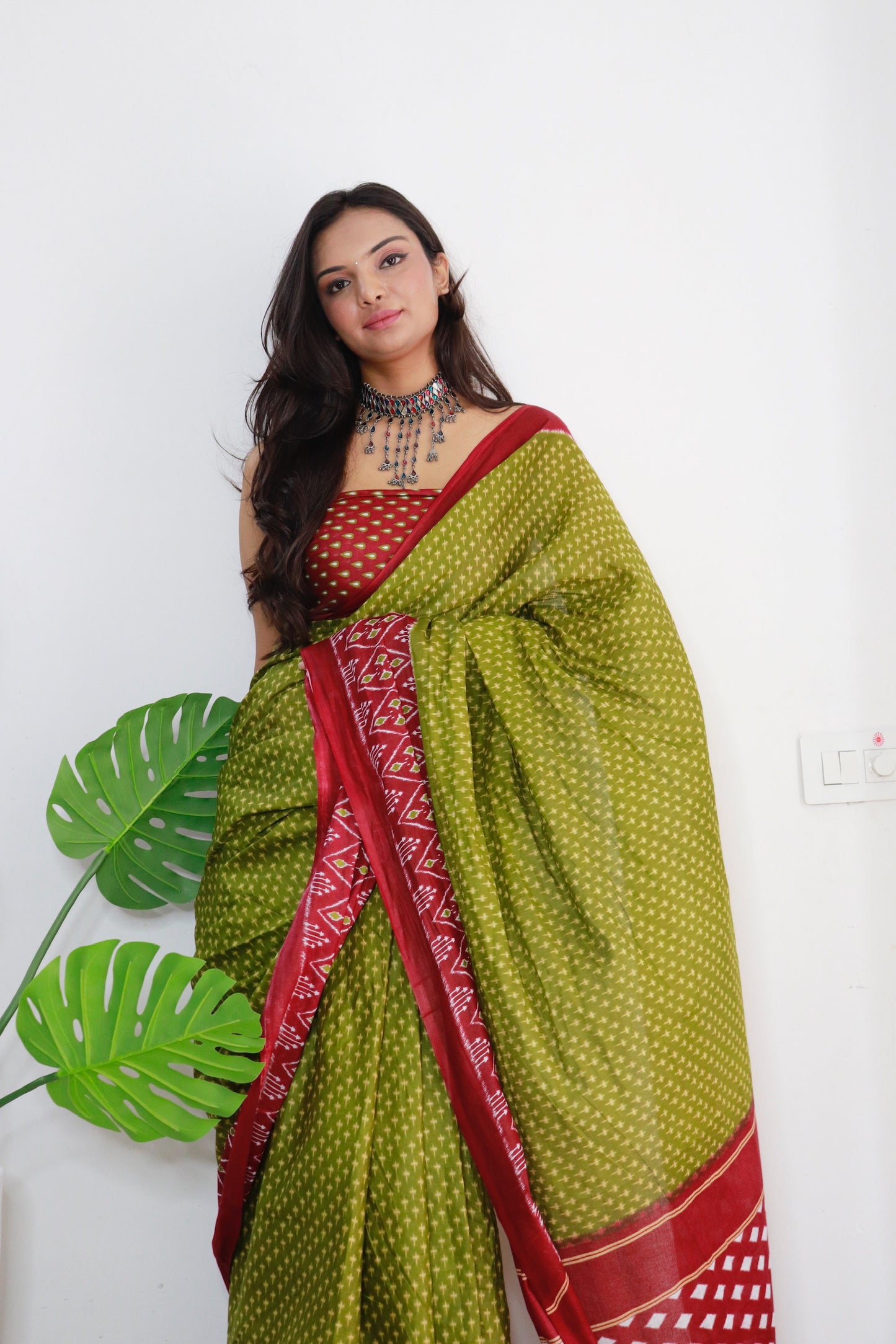 Handicraft Ladies Ikat Print Pure soft Cotton Sari With Blouse Piece