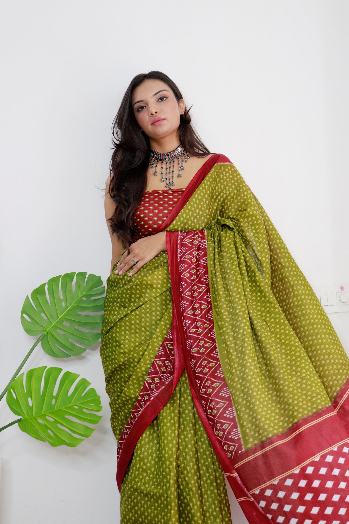 Handicraft Ladies Ikat Print Pure soft Cotton Sari With Blouse Piece