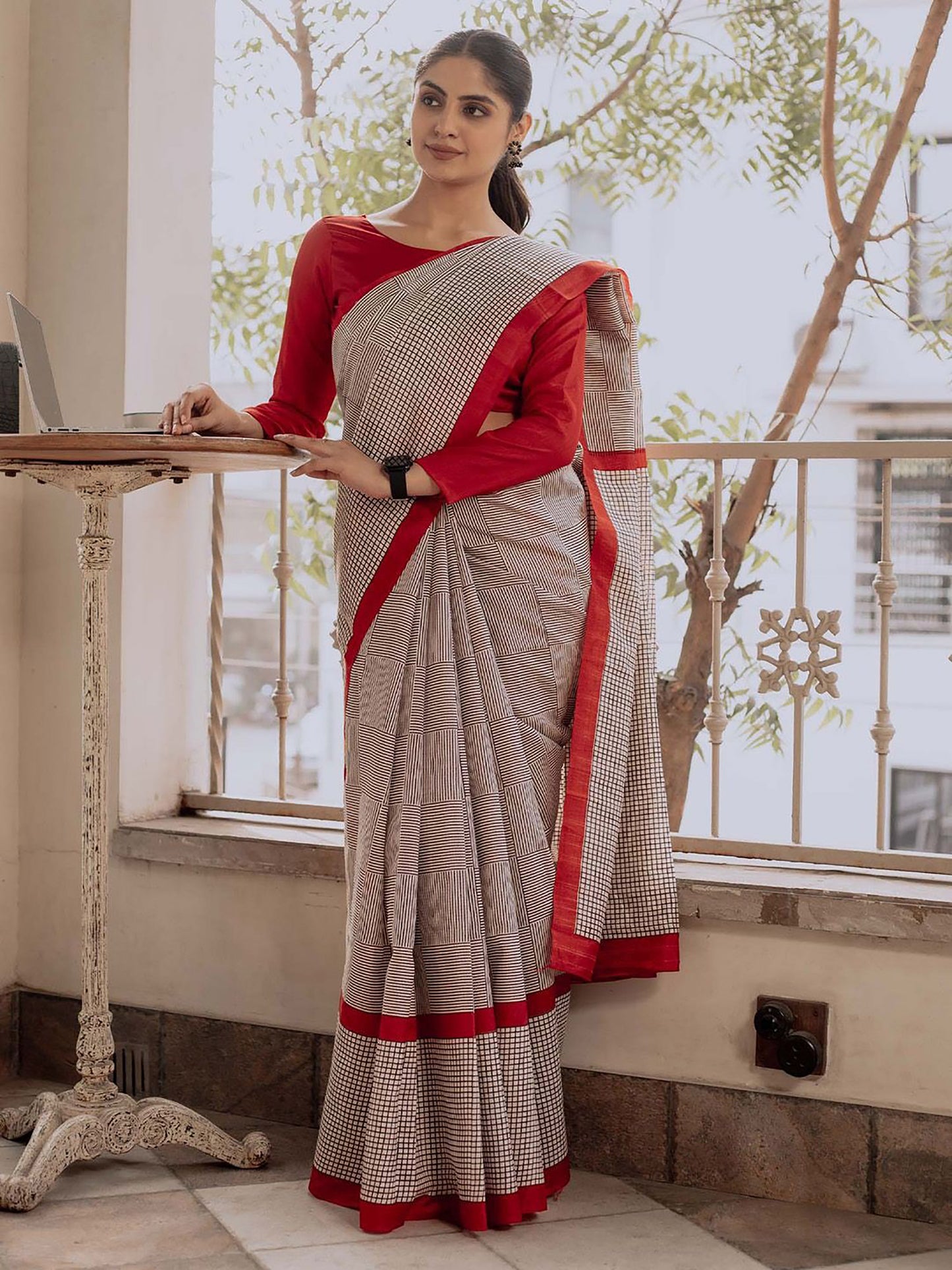 Anveshi Saree