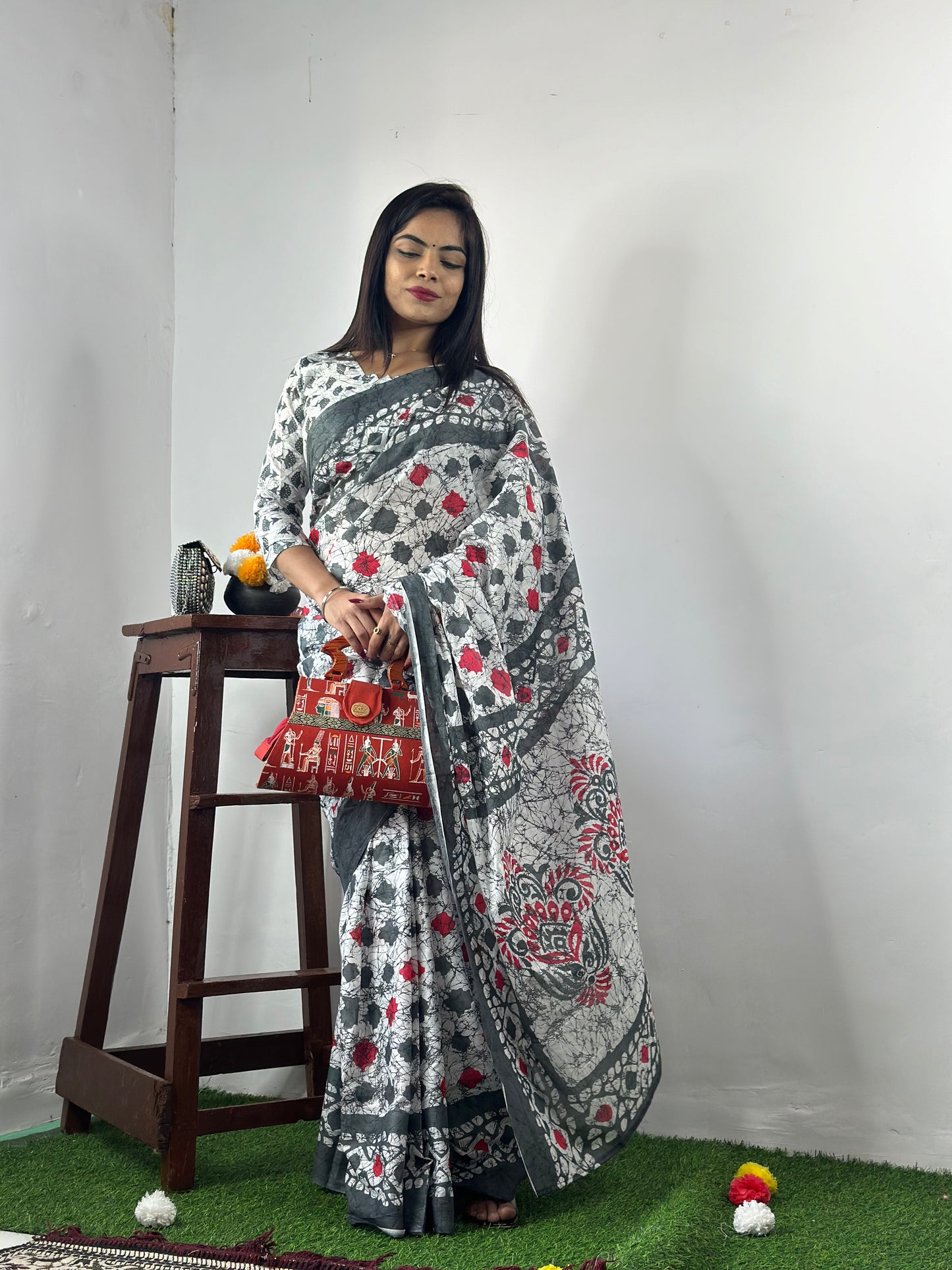 Stylish Women's Jaipuri Hand Block Print Pure soft Cotton Saree With Blouse Piece