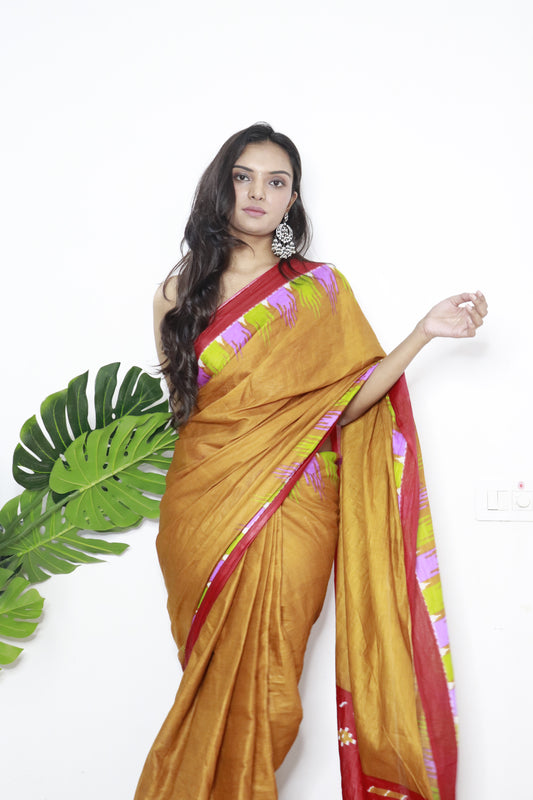 Handicraft Stylis Women's Elegent ikat Hand Printed Saree With Blouse Piece