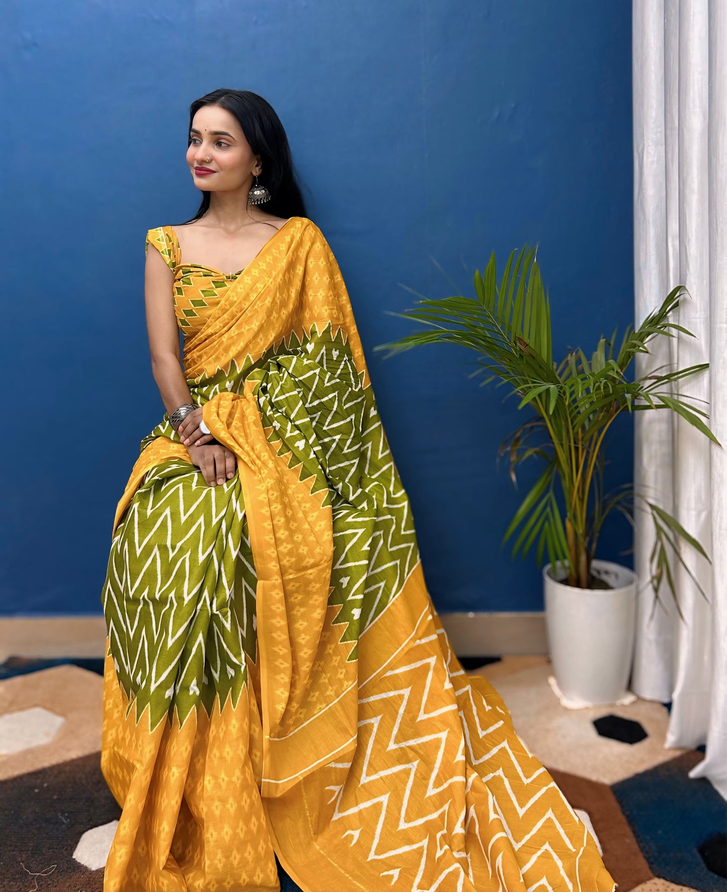 Handicraft Women's Ikat Print Pure soft Cotton Saree With Blouse Piece