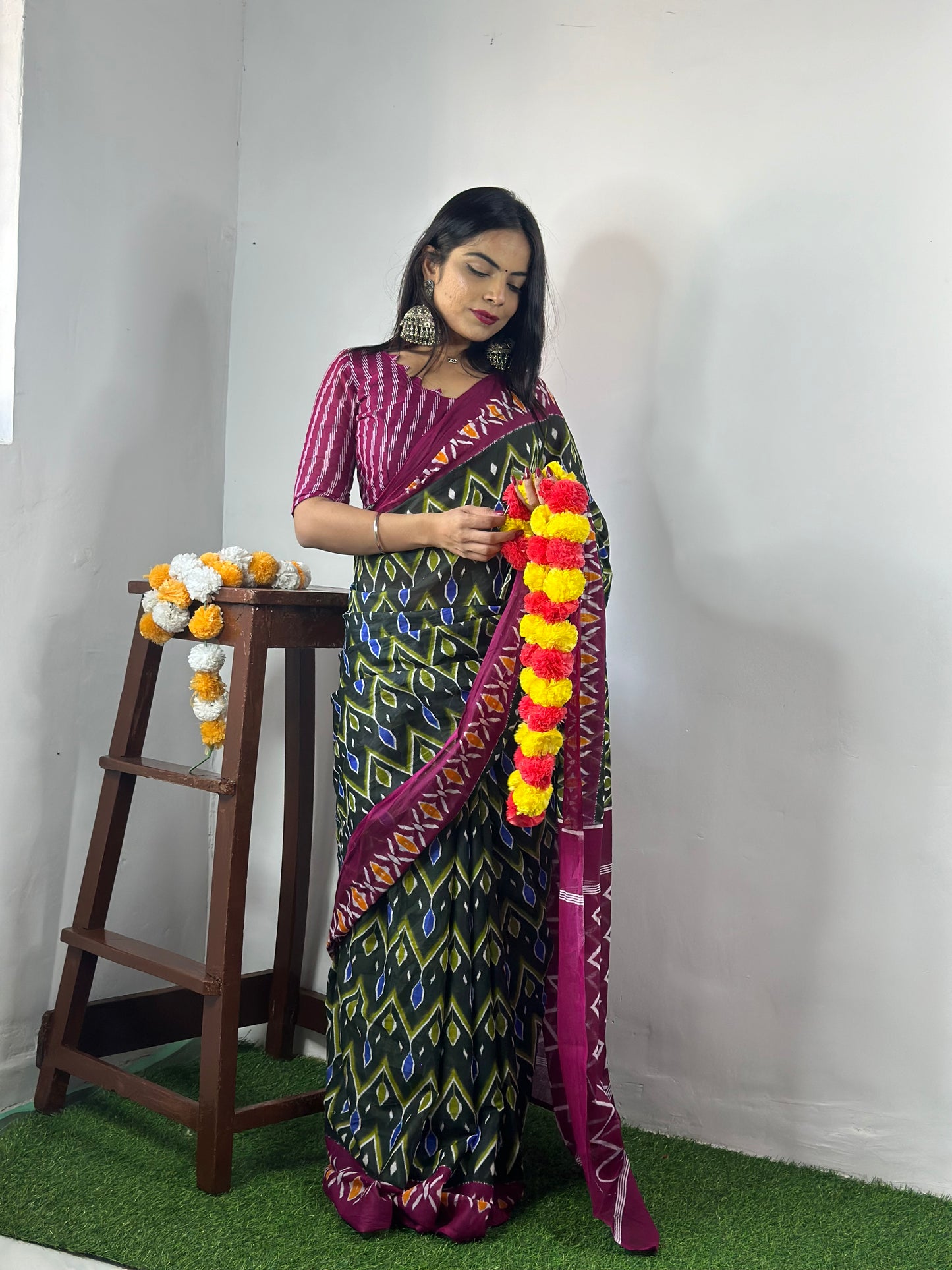 Stylish Women's Jaipuri Hand Block Print Pure soft Cotton Saree With Blouse Piece