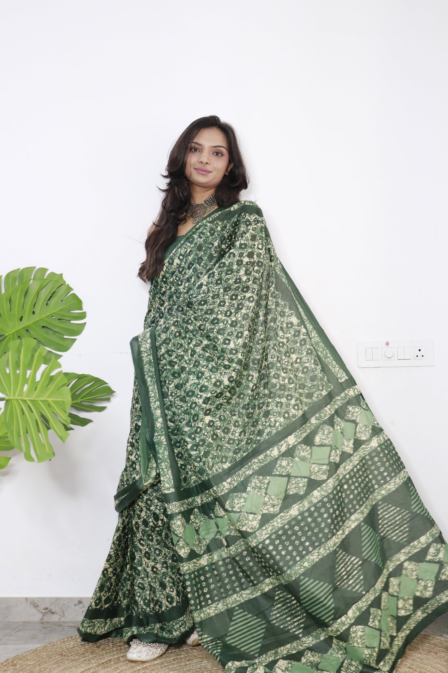 Elegant Women's Jaipuri Hand Block Print Pure soft Cotton Saree With Blouse Piece