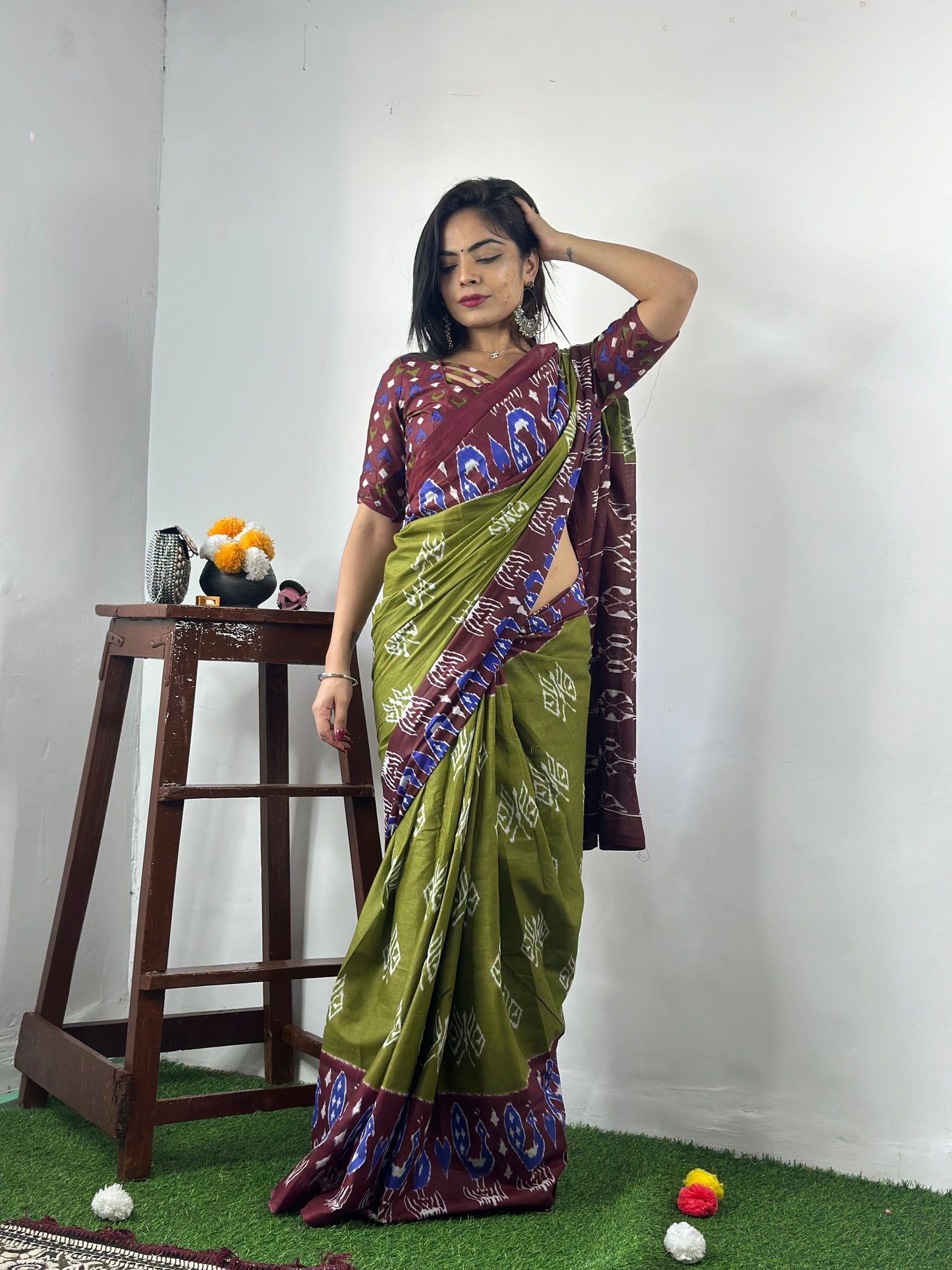 Elegant Women's Ikat Hand Print Pure soft Cotton Saree With Blouse Piece