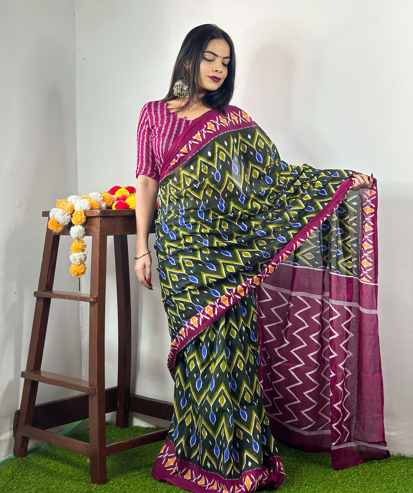 Stylish Women's Jaipuri Hand Block Print Pure soft Cotton Saree With Blouse Piece