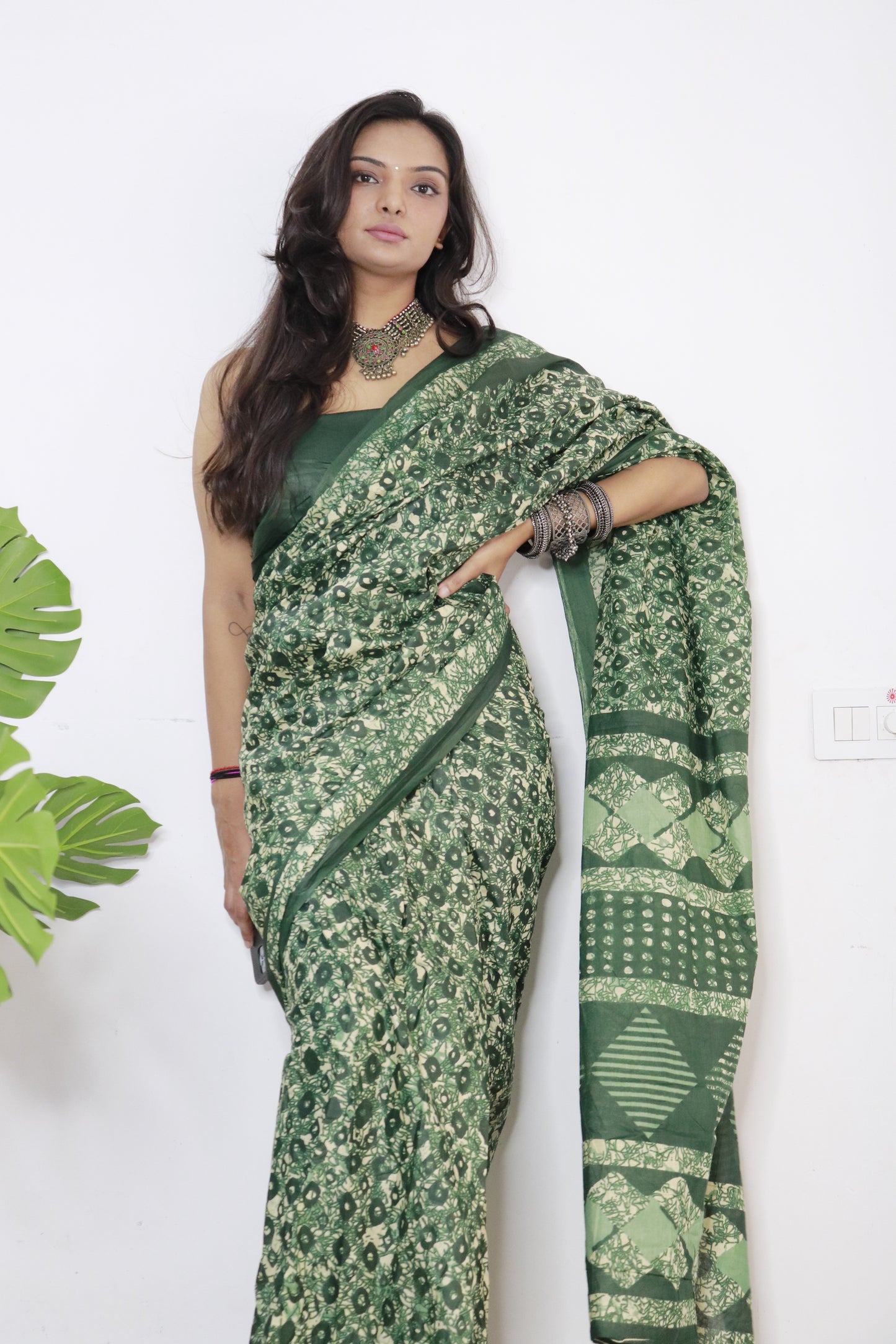 Elegant Women's Jaipuri Hand Block Print Pure soft Cotton Saree With Blouse Piece