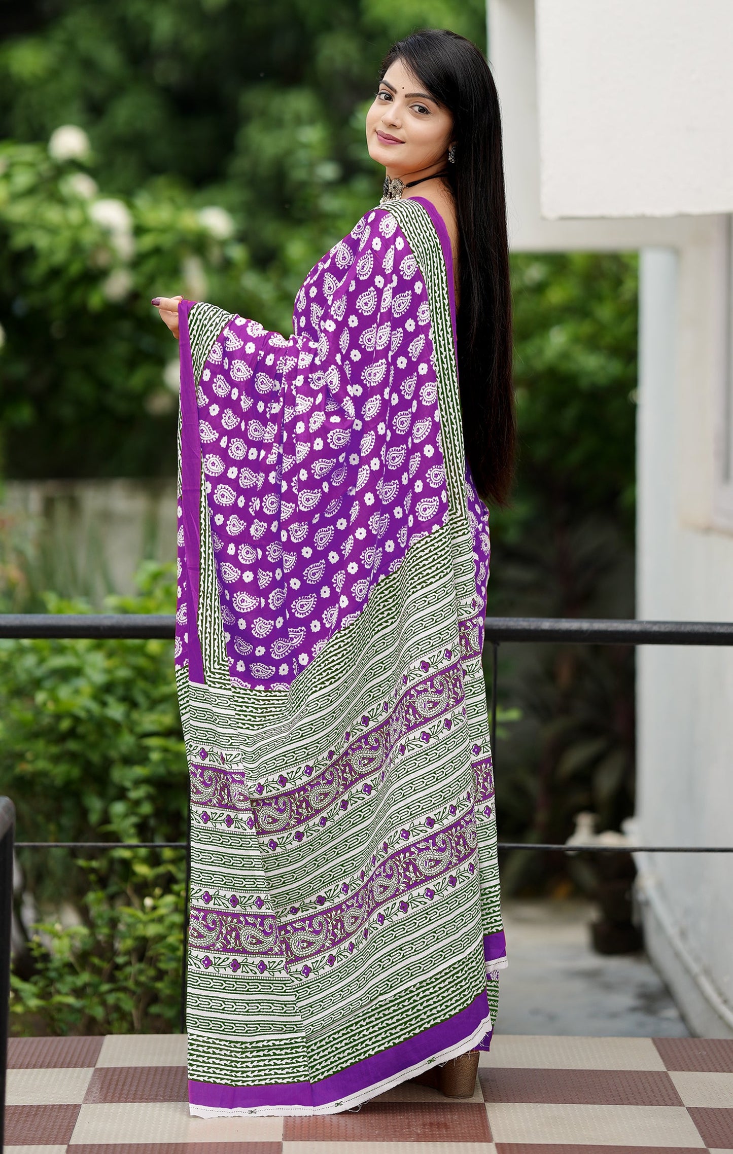 Handicraft Ladies Ikat Pure soft mul Cotton Sari With Blouse Piece