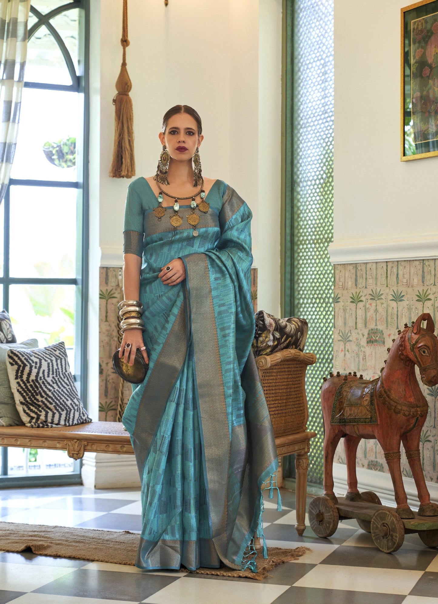 KALKI- TEAL BLUE ORGANZA  HANDLOOM TWO TONE SAREE