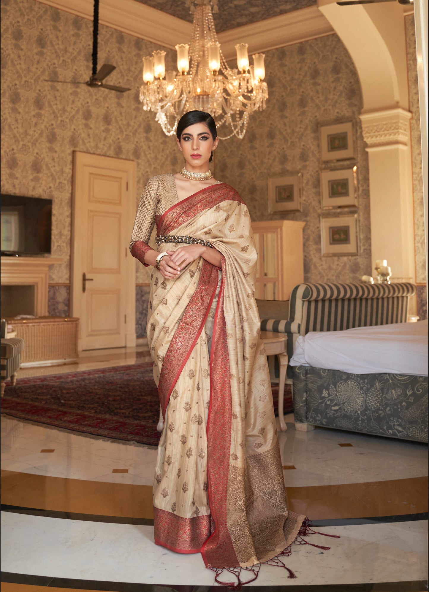 KARIVAA SILK WOVEN SAREE