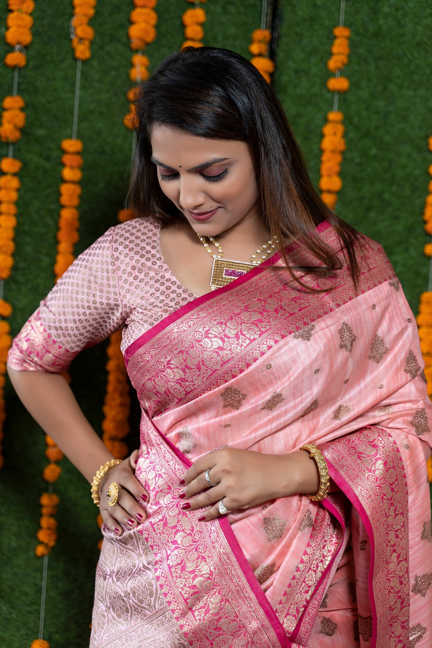 BanarasiKanchi Semi Silk Saree With delicately crafted copper zari