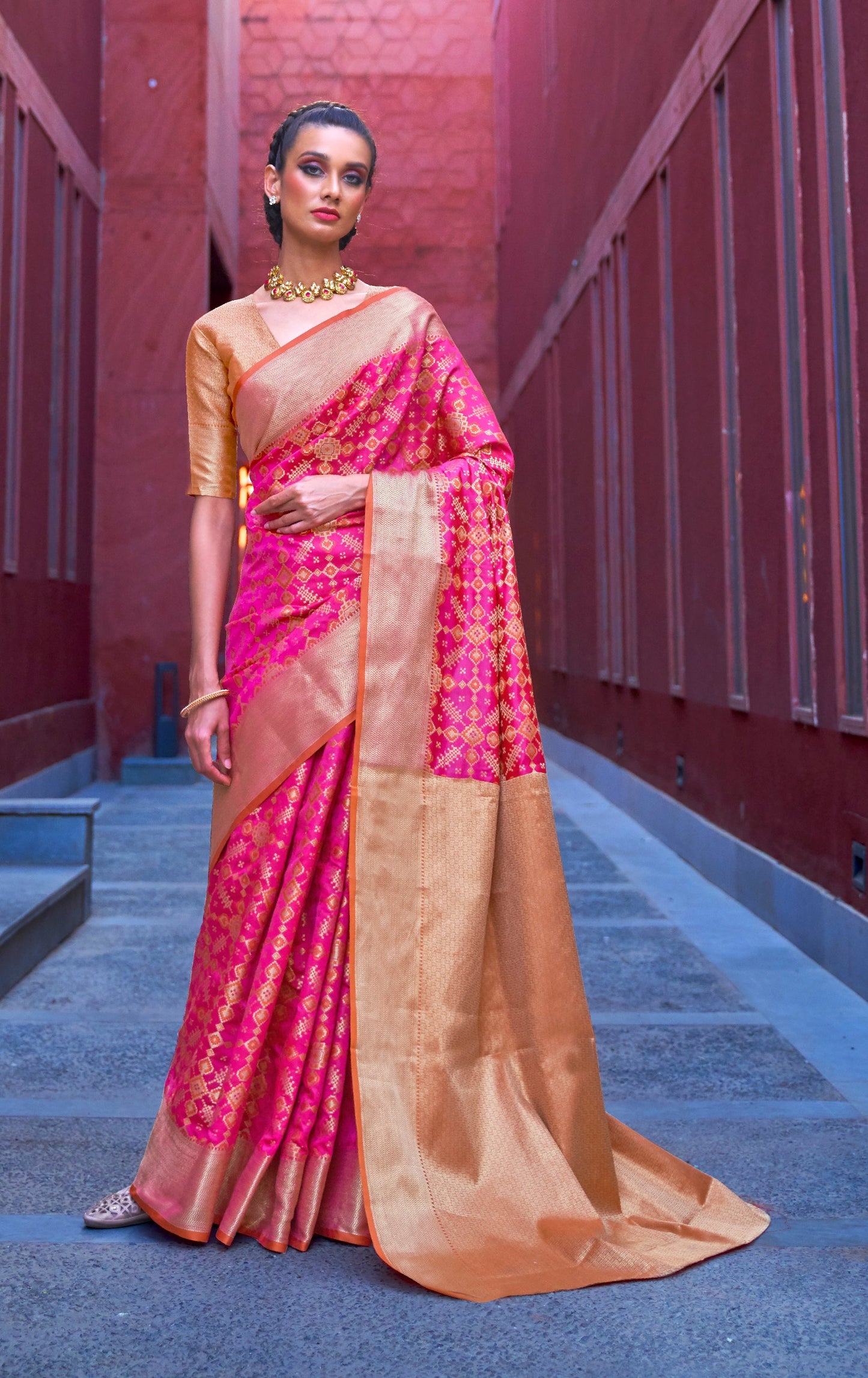 KSHAYRA SILK WOVEN SAREE