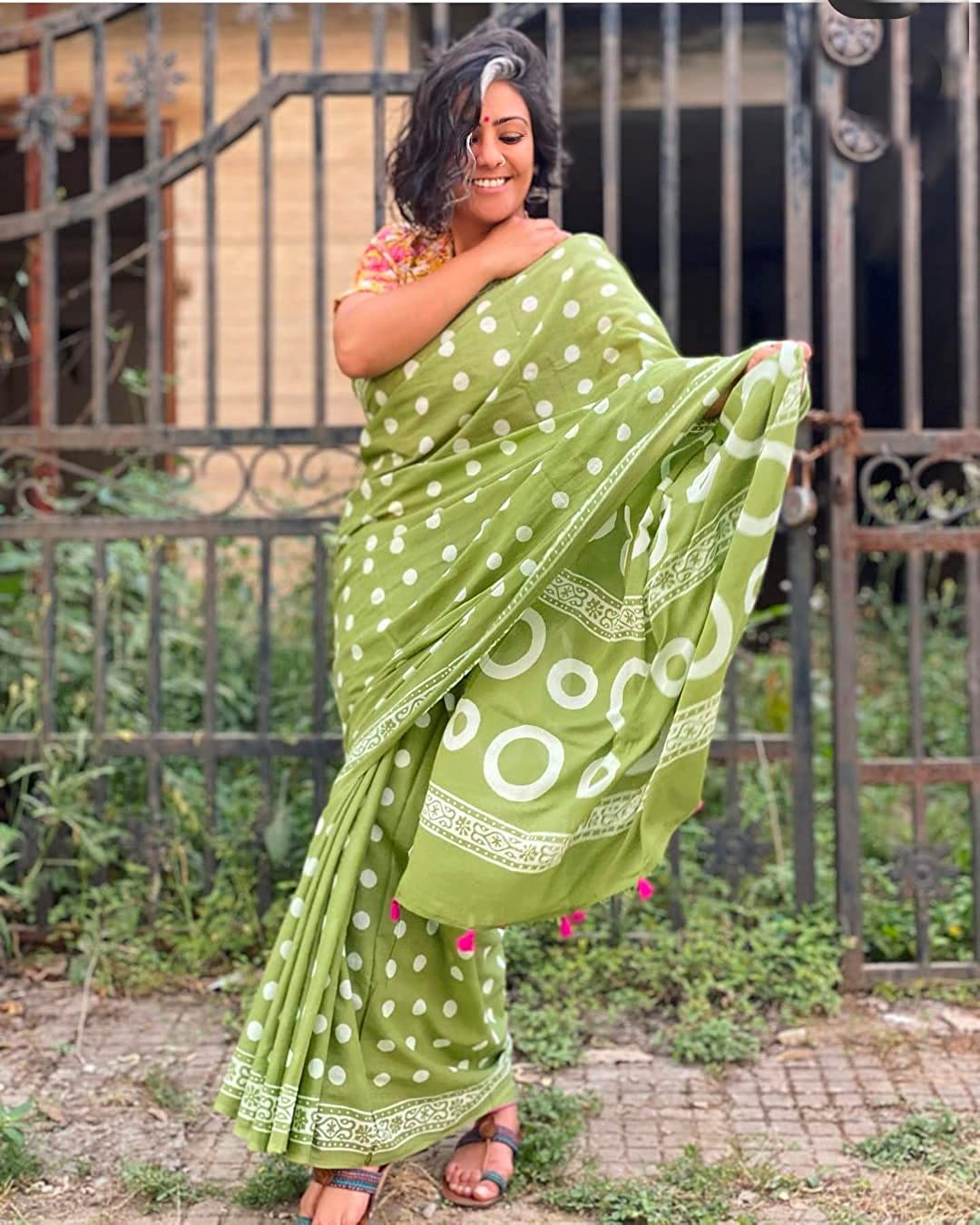 Handicraft Ladies Ikat Pure soft Cotton Sari With Blouse Piece Barkha Parrot