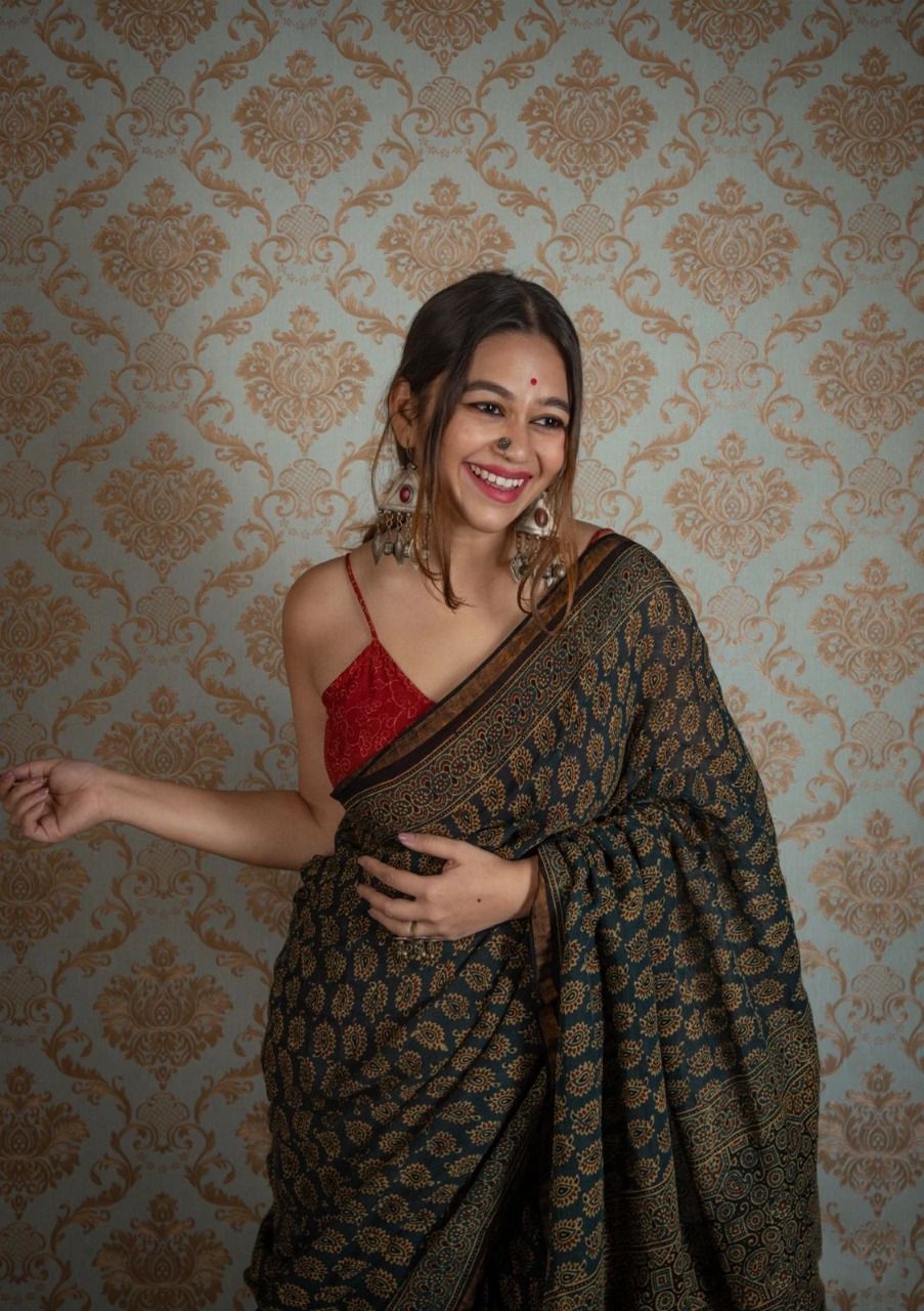 Handicraft Ladies Ajarkh Print Pure soft Cotton Sari With Blouse Piece kshiti Ajarakh print