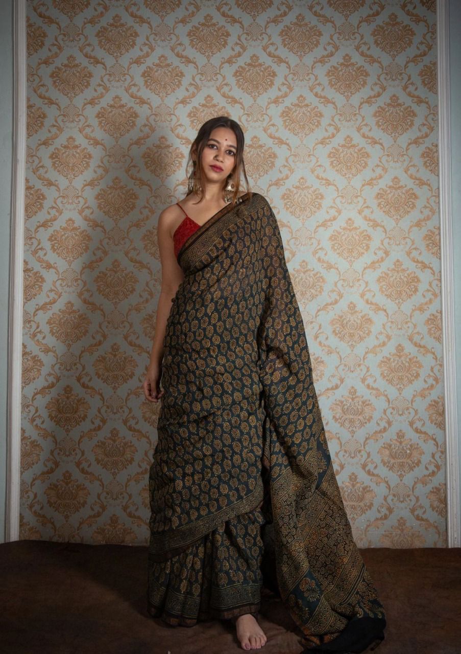 Handicraft Ladies Ajarkh Print Pure soft Cotton Sari With Blouse Piece kshiti Ajarakh print
