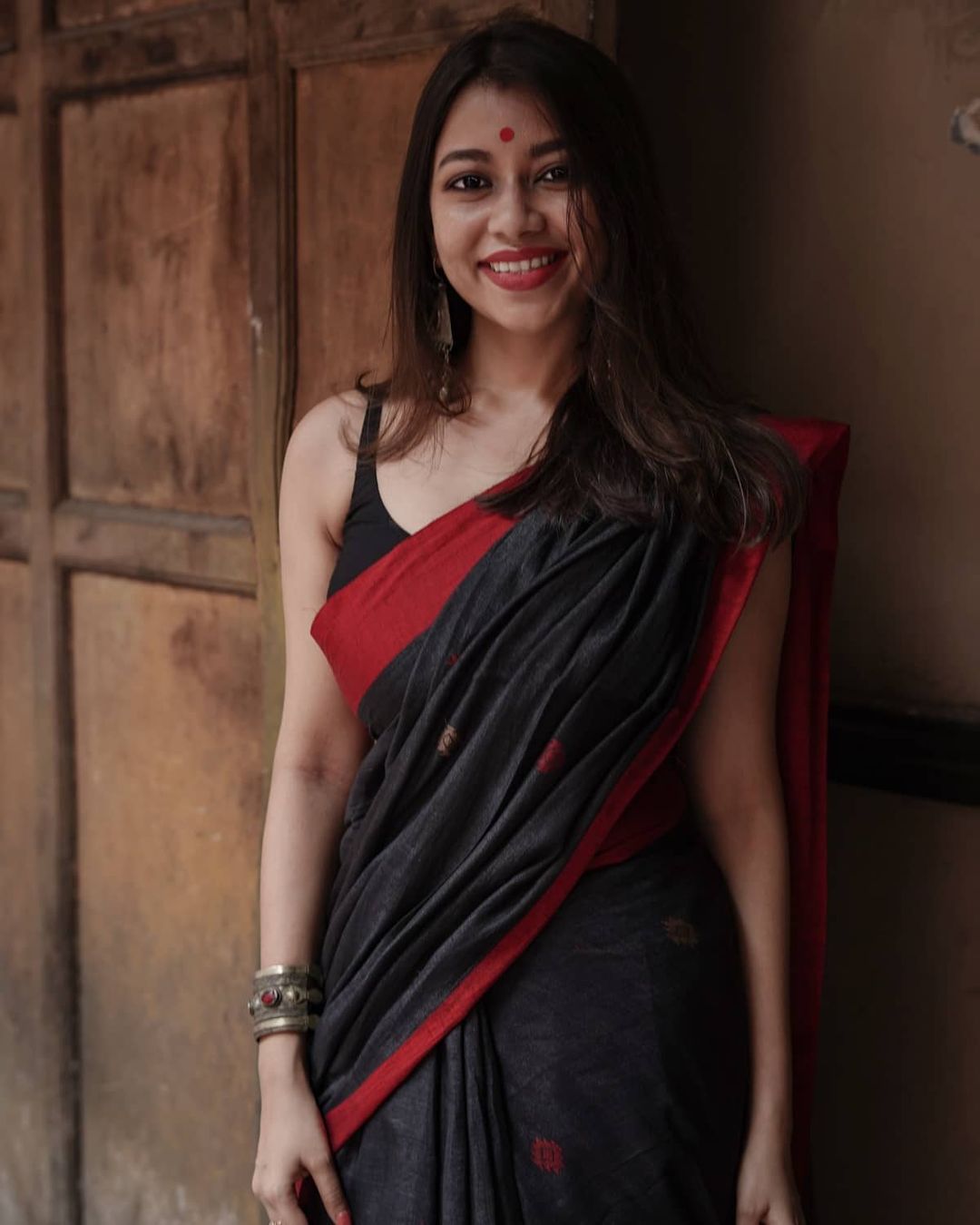 Women's Kanjivaram Banarasi Soft Cotton Silk  Saree With Blouse piece Black