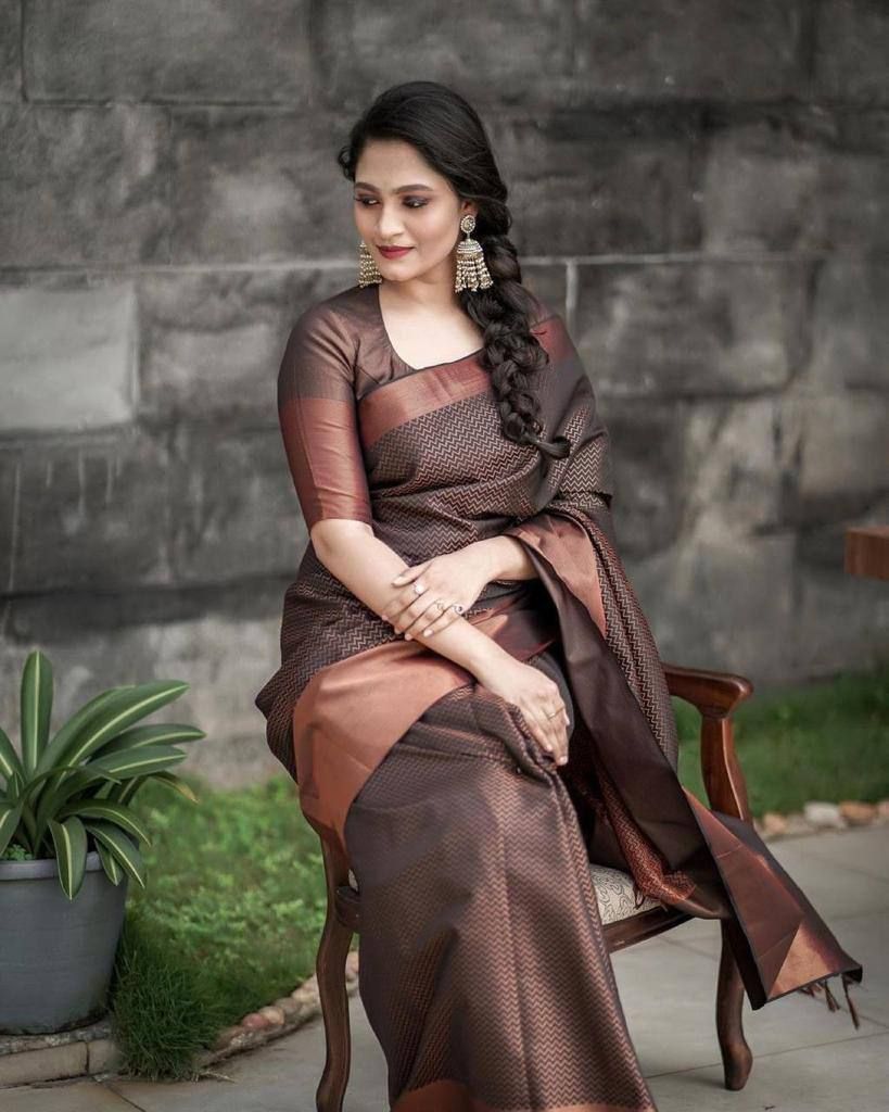 Ladies Kanjivaram Banarasi Soft Silk  Copper Zari Woven Sari With Blouse piece