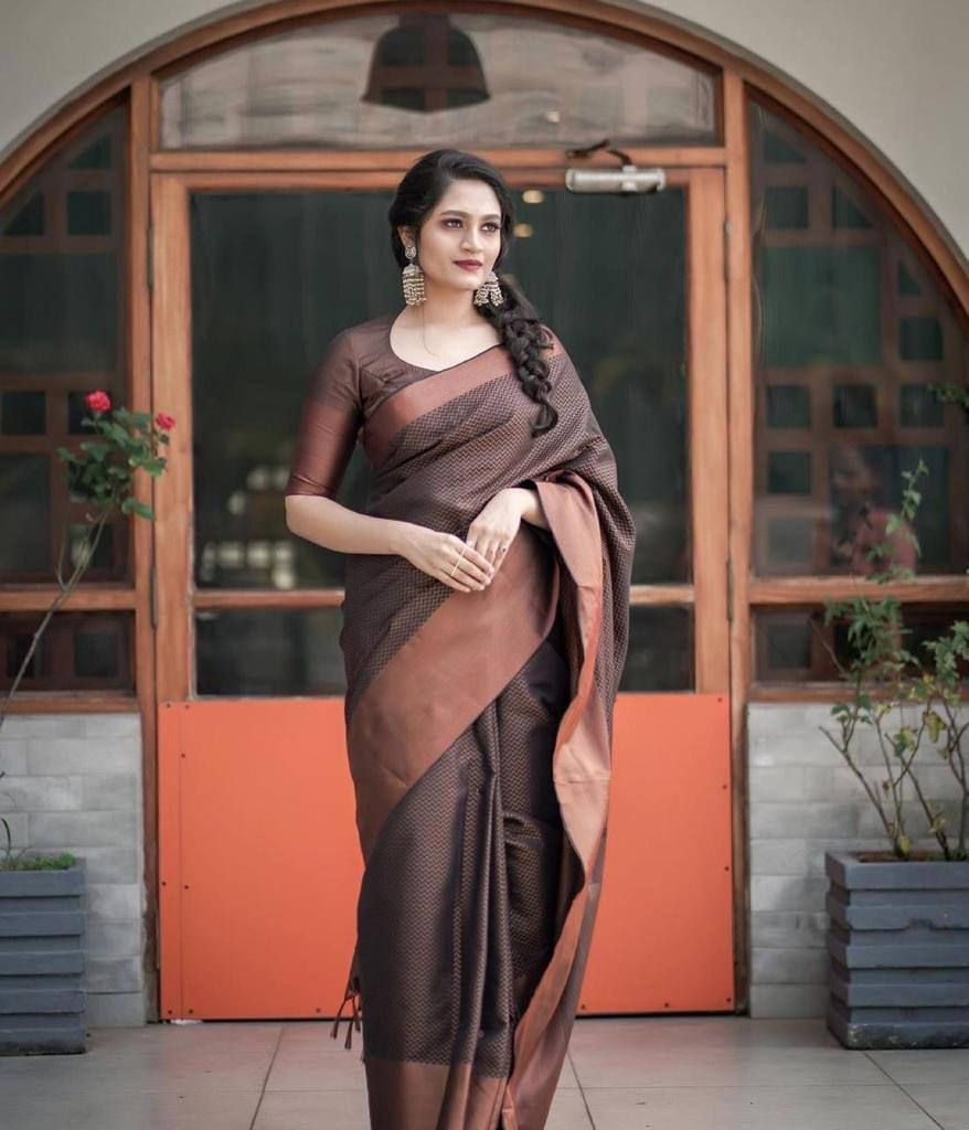 Ladies Kanjivaram Banarasi Soft Silk  Copper Zari Woven Sari With Blouse piece